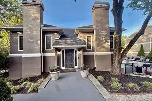 11 St Claire Ln NE, Atlanta, GA 30324 - Photo 25