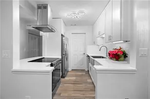 1615 Wingate Way, Sandy Springs, GA 30350 - Photo 15