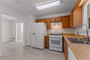 7299 Essex Dr, Douglasville, GA 30134 - Photo 9