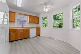 7299 Essex Dr, Douglasville, GA 30134 - Photo 7