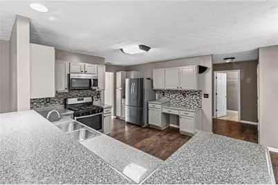3865 Crescent Walk Lane, Suwanee, GA 30024 - Photo 5