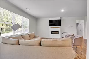 90 Thompson Dr, Dallas, GA 30132 - Photo 9