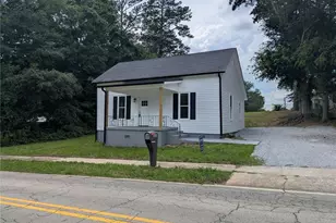 305 Burson Ave, Carrollton, GA 30117 - Photo 1