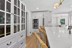 295 Glen Lake Dr, Atlanta, GA 30327 - Photo 15