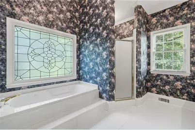 2285 Littlebrooke Trace, Dunwoody, GA 30338 - Photo 13