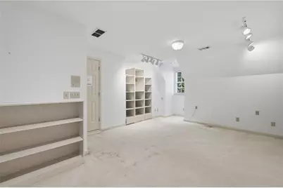 2285 Littlebrooke Trace, Dunwoody, GA 30338 - Photo 19