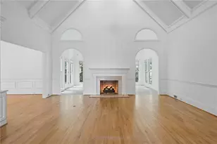 2285 Littlebrooke Trce, Dunwoody, GA 30338 - Photo 21