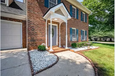 1591 Willow Bend Way, Snellville, GA 30078 - Photo 5
