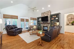 803 Satinwood Pl, Woodstock, GA 30189 - Photo 5