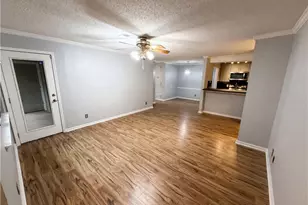507 Barrington Hills Dr, Atlanta, GA 30350 - Photo 9