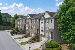 3642 Gambrell Ln NE, Atlanta, GA 30319 - Photo 3