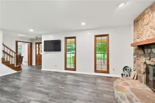 392 Princeton Way, Lawrenceville, GA 30044 - Photo 5