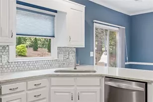 2084 York River Way, Suwanee, GA 30024 - Photo 13