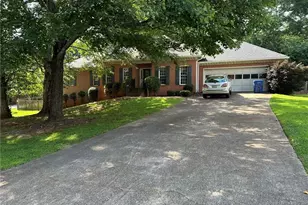 823 Austin Ct, Lawrenceville, GA 30046 - Photo 1