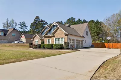 137 Caraway Road, Locust Grove, GA 30248 - Photo 3