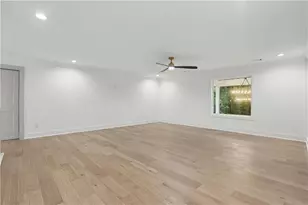 6043 Bluewater Blvd, Gainesville, GA 30506 - Photo 33