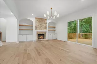 6043 Bluewater Blvd, Gainesville, GA 30506 - Photo 5