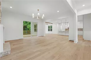 6043 Bluewater Blvd, Gainesville, GA 30506 - Photo 11