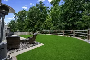 298 Gunier Cir, Dawsonville, GA 30534 - Photo 3