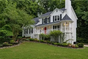 995 Thornwood Ln, Dacula, GA 30019 - Photo 1