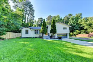3510 Mill Creek Ln SW, Marietta, GA 30060 - Photo 3