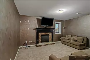 1333 Eubanks Ave, East Point, GA 30344 - Photo 9