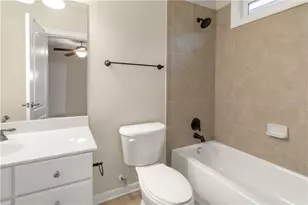1333 Eubanks Ave, East Point, GA 30344 - Photo 13