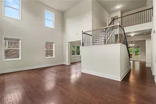 550 Nichols View Way, Suwanee, GA 30024 - Photo 13