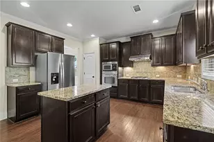 550 Nichols View Way, Suwanee, GA 30024 - Photo 19