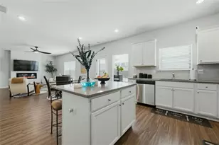 784 Lakehaven Ln, Loganville, GA 30052 - Photo 13