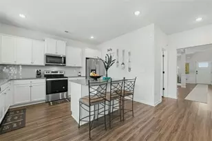 784 Lakehaven Ln, Loganville, GA 30052 - Photo 11