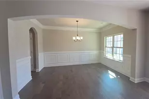 1046 Lakeview Oaks Ct, Grayson, GA 30017 - Photo 7