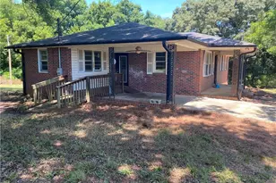 2281 Fork Creek Rd, Bowman, GA 30624 - Photo 3