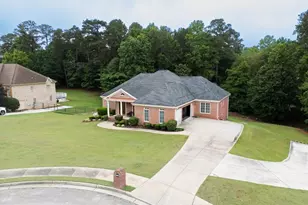 3924 Hershel Dr, Douglasville, GA 30134 - Photo 1
