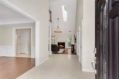 6105 Poplar Spring Drive, Peachtree Corners, GA 30092 - Photo 3