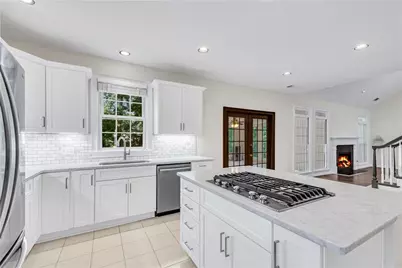 6105 Poplar Spring Drive, Peachtree Corners, GA 30092 - Photo 13