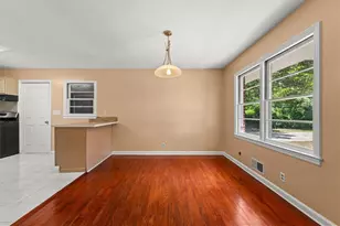 330 Roberts St, Lawrenceville, GA 30046 - Photo 9
