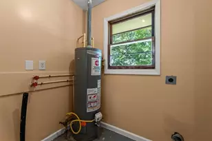 330 Roberts St, Lawrenceville, GA 30046 - Photo 3