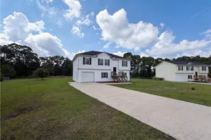 262 Lambert Overlook Cir, Carrollton, GA 30117 - Photo 3