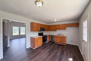 262 Lambert Overlook Cir, Carrollton, GA 30117 - Photo 9