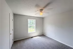 262 Lambert Overlook Cir, Carrollton, GA 30117 - Photo 15