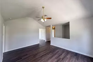 262 Lambert Overlook Cir, Carrollton, GA 30117 - Photo 5