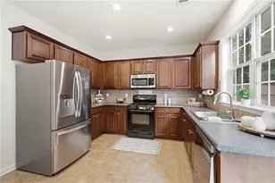 1752 Bentridge Dr NW, Kennesaw, GA 30144 - Photo 13