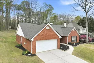 5989 Williamsport Dr, Flowery Branch, GA 30542 - Photo 3