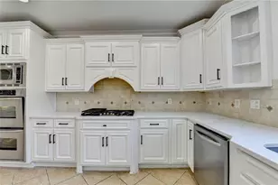 7970 St Marlo Fairway Dr, Duluth, GA 30097 - Photo 5