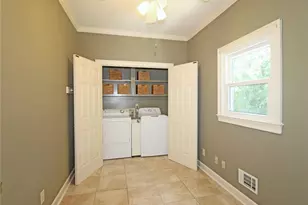 2631 Brentford Ln, Snellville, GA 30078 - Photo 25