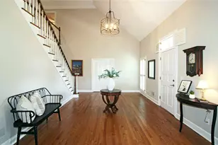 2631 Brentford Ln, Snellville, GA 30078 - Photo 3