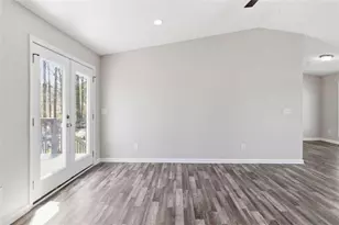 296 Firecrest Ln, Lawrenceville, GA 30045 - Photo 11