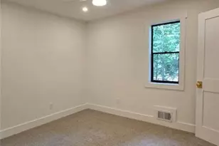 122 Little Brook Dr, Woodstock, GA 30188 - Photo 15