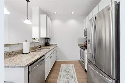 7265 Glisten Avenue #120, Atlanta, GA 30328 - Photo 9